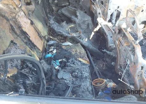 2016 Ford Focus Se z USA, uszkodzony, nr VIN 1FADP3K27GL328026